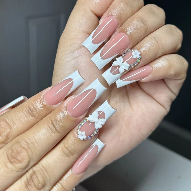 Elegant 3D Floral Accent Nail Art Extensions Stornfield