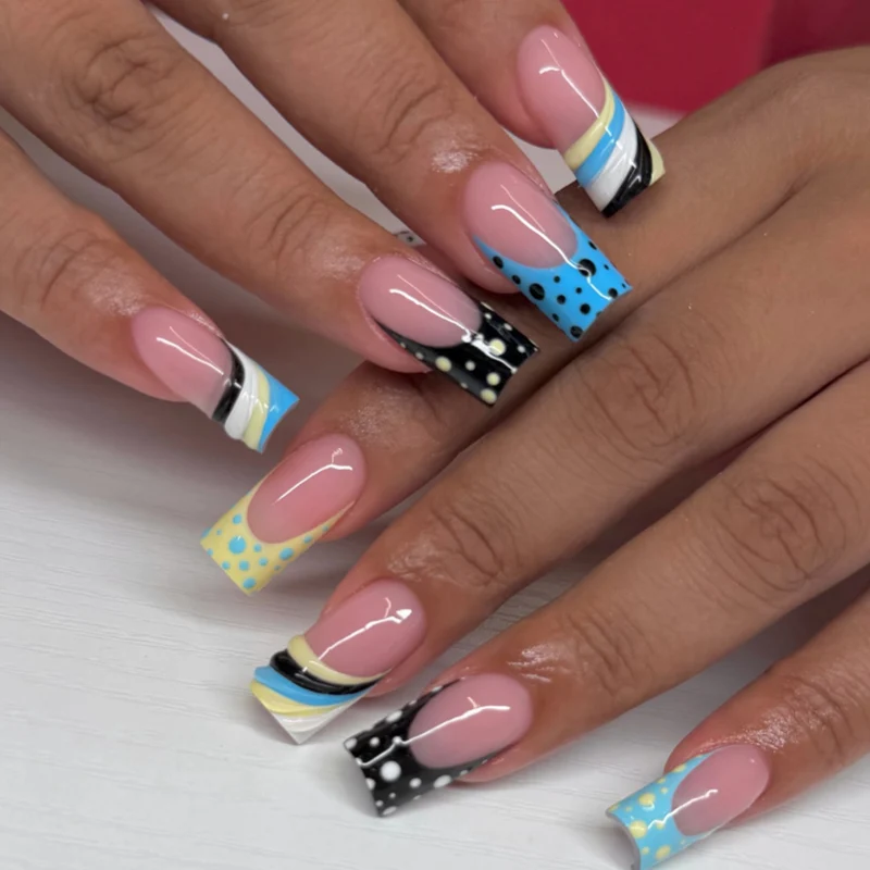 Artistic French Tip Nail Extensions Stornfield