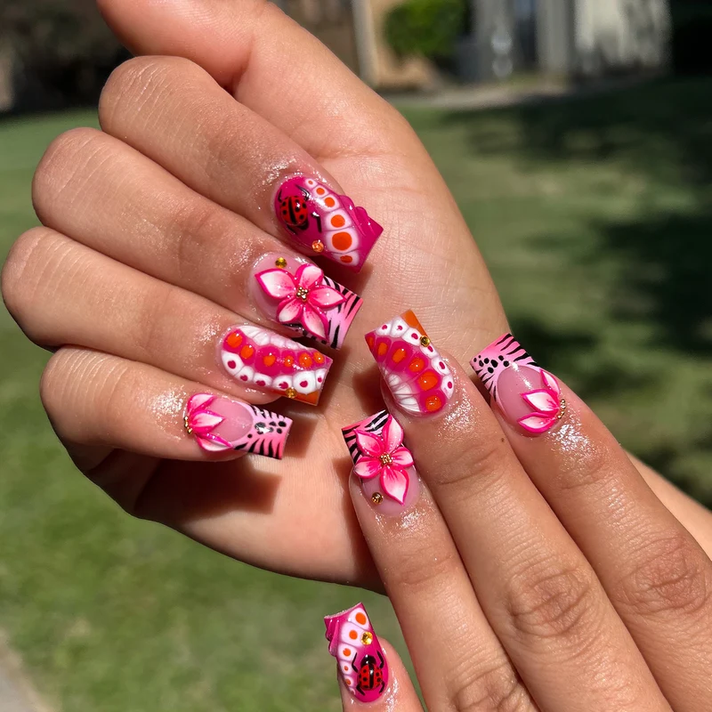 Artistic Floral Nail Art Extensions Stornfield 1789713157