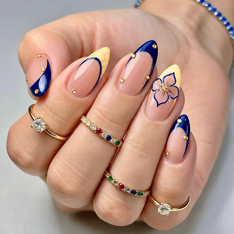 Artistic Floral Design Nail Art Stornfield