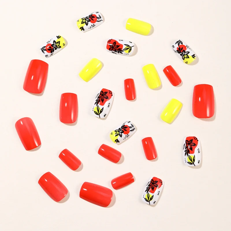 Artistic Floral Acrylic Nail Art Set Stornfield