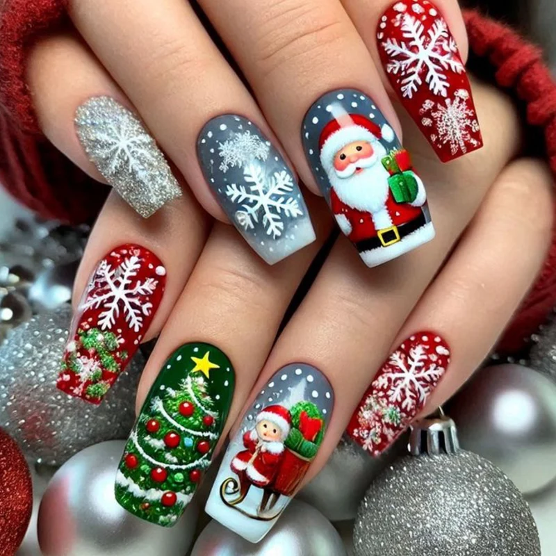 Christmas-Themed Decorative Nail Art Stornfield