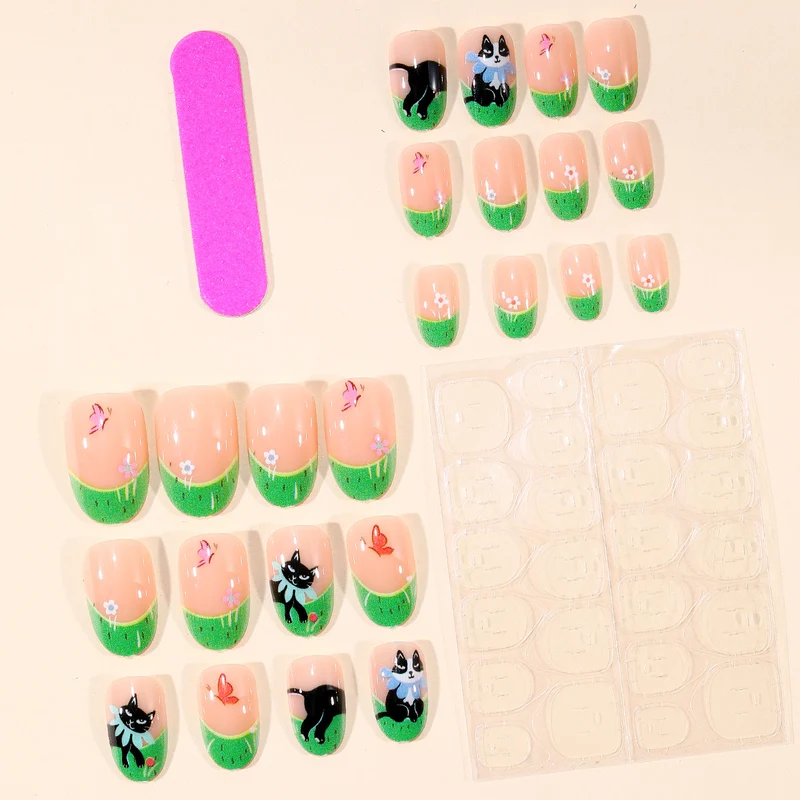 Artistic Cat-Inspired Nail Art Stornfield