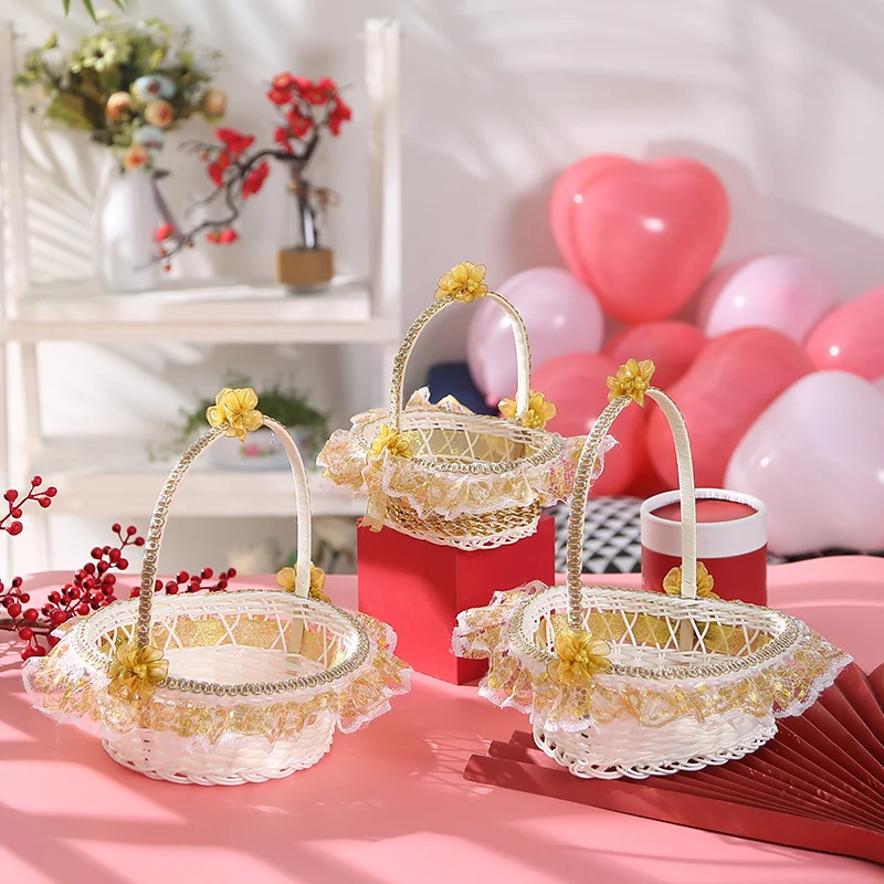 Decorative Easter Basket Stornfield