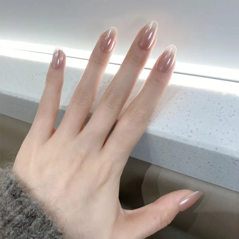 Glossy Almond-Shaped Press-On Nail Set Stornfield
