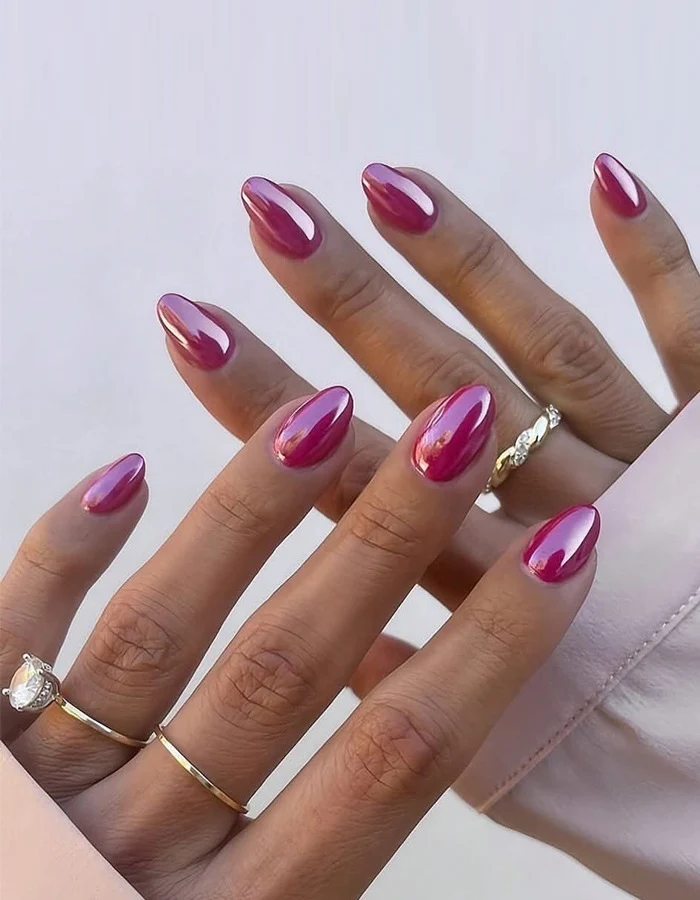 Glossy Almond-Shaped Press-On Nail Extensions Stornfield