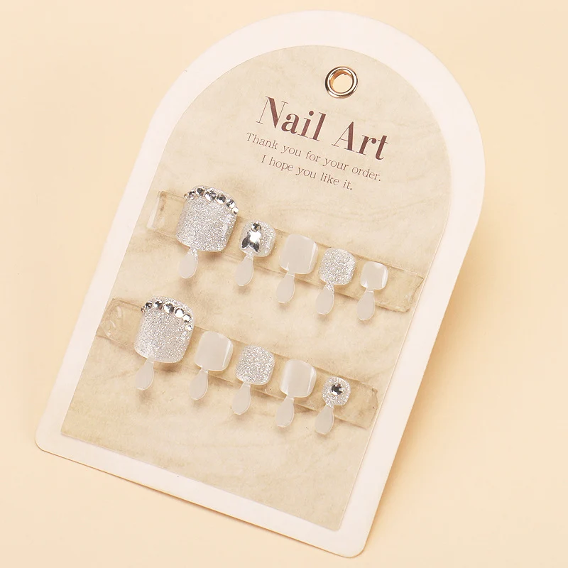 Glittering Press-On Nail Art Set Stornfield
