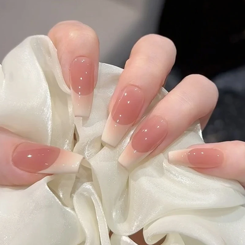 Glamorous Rhinestone Nail Art Stornfield