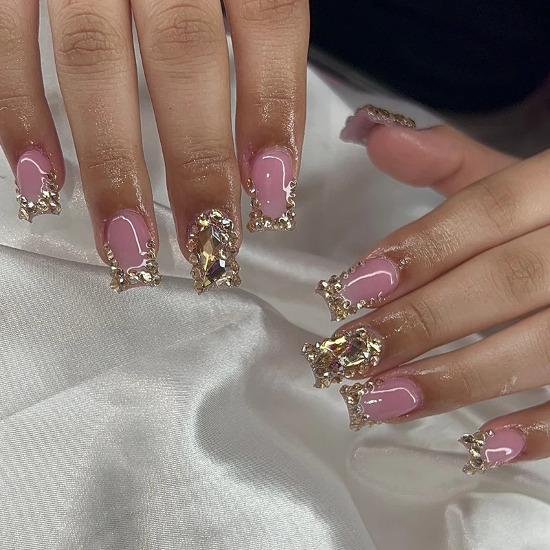 Glamorous Rhinestone-Embellished Press-On Nails Stornfield