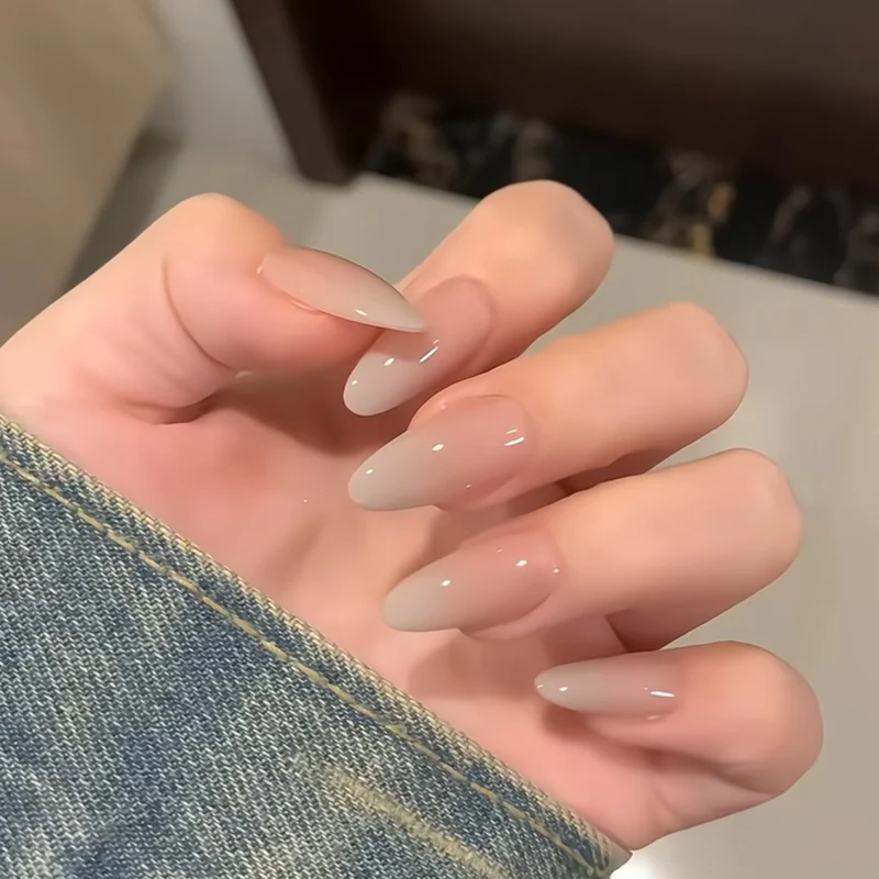 Glamorous Press-On Nail Set with Decorative Gemstone Accents Stornfield