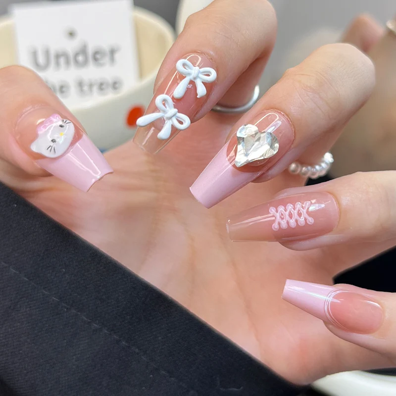 Glamorous Press-On Nail Set with Decorative Gemstone Accents Stornfield