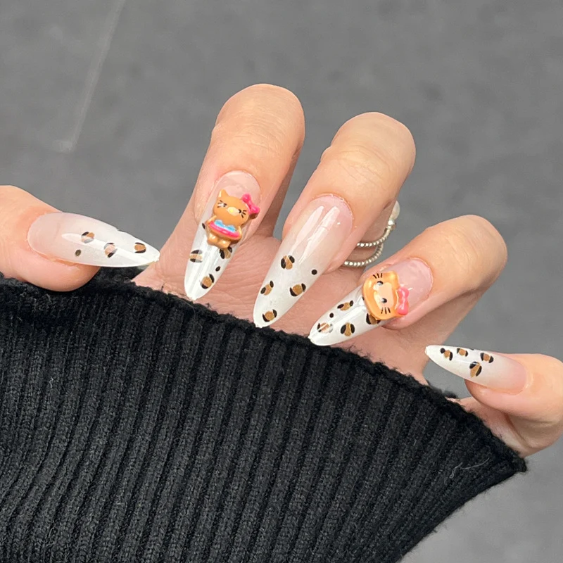 Glamorous Press-On Nail Set with Decorative Gemstone Accents Stornfield