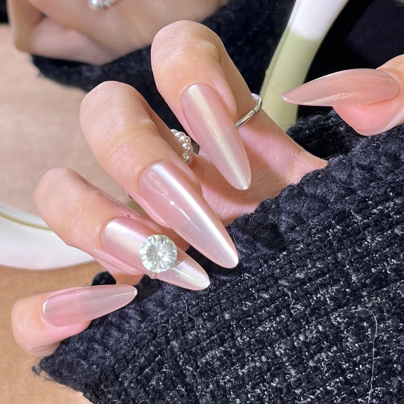 Glamorous Press-On Nail Art Set with Stylish Gemstone Accents Stornfield