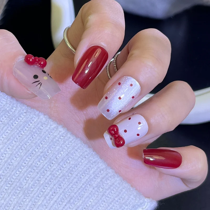 Glamorous Press-On Nail Art Set with Stylish Gemstone Accents Stornfield