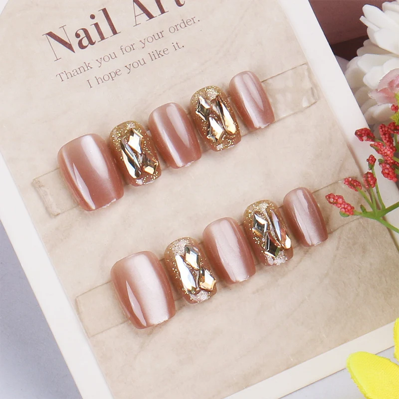 Glamorous Press-On Nail Art Set with Rhinestone Accents Stornfield