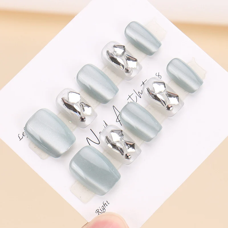 Glamorous Metallic Accent Press-On Nails Stornfield
