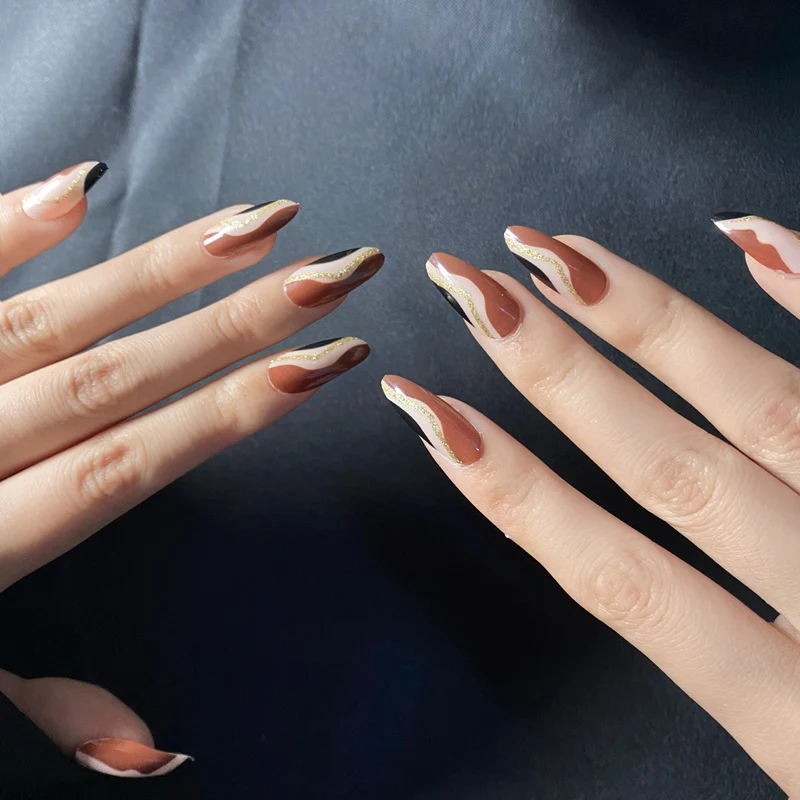 Glamorous Glittery Stiletto Press-On Nails Stornfield