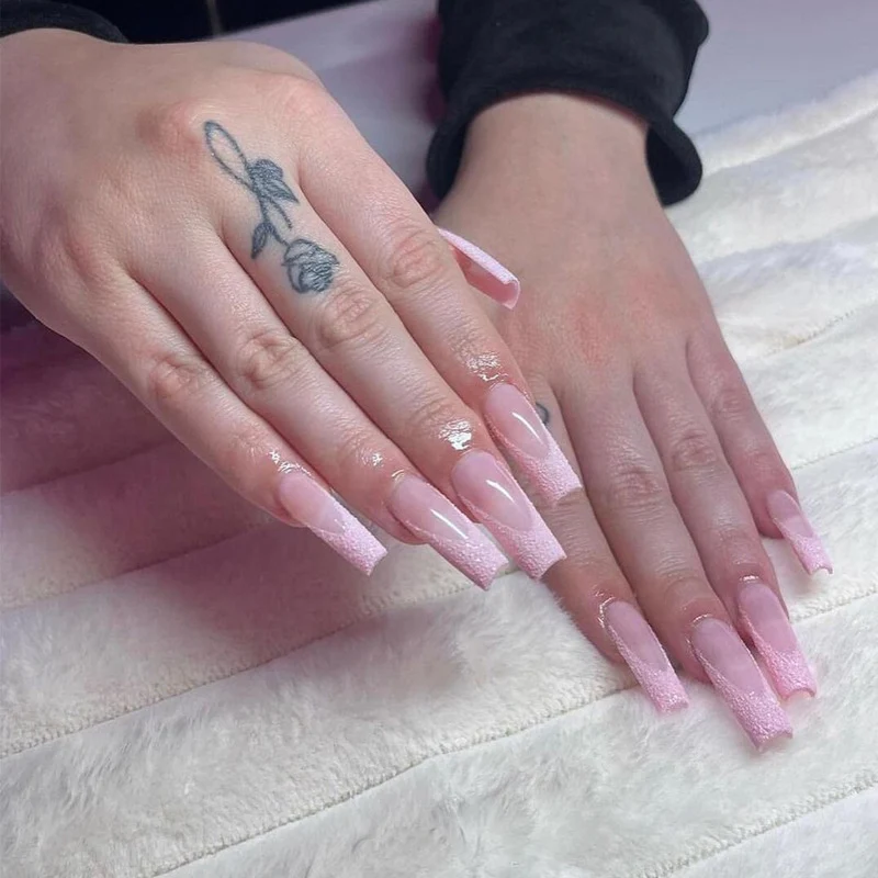 Glamorous Glittery Stiletto Press-On Nails Stornfield