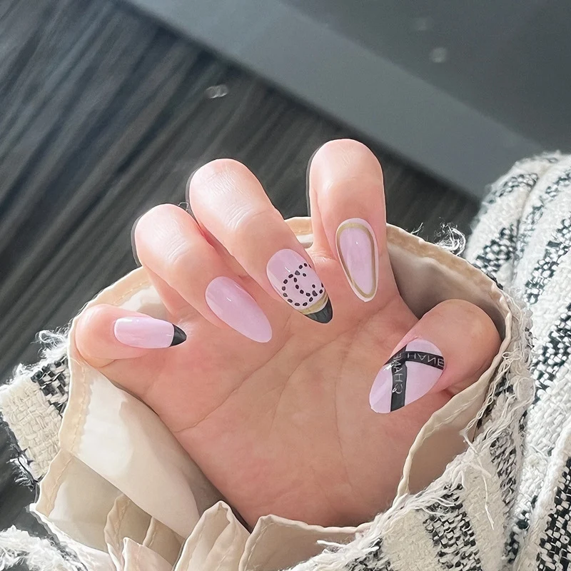 Glamorous Glittery Stiletto Press-On Nails Stornfield