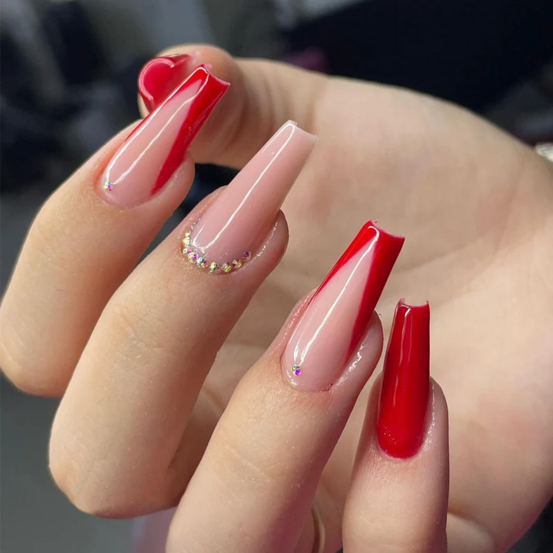 Glamorous Glittery Stiletto Press-On Nails Stornfield