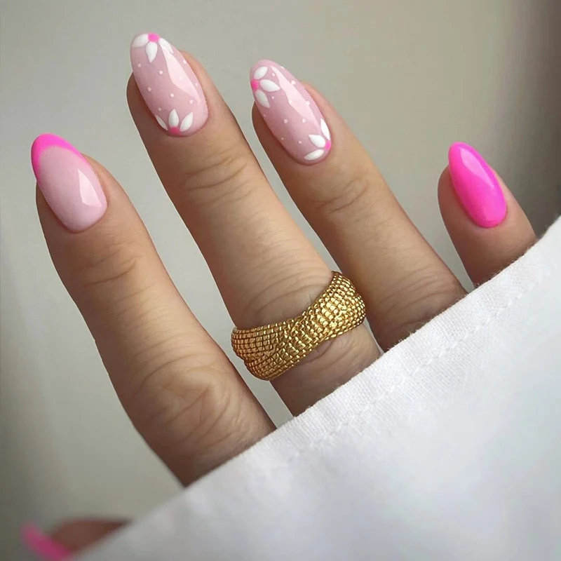 Glamorous Glittery Stiletto Press-On Nails Stornfield