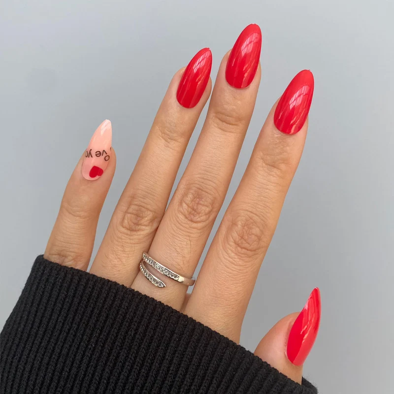 Glamorous Glittery Stiletto Press-On Nails Stornfield