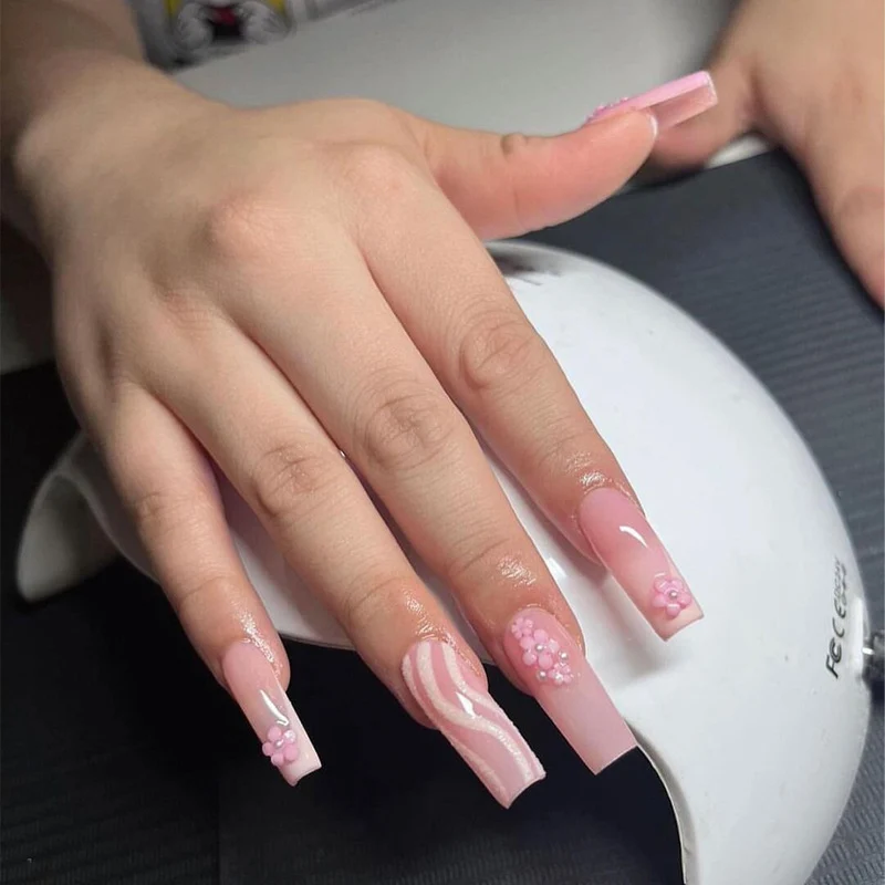 Glamorous Glittery Stiletto Press-On Nails Stornfield