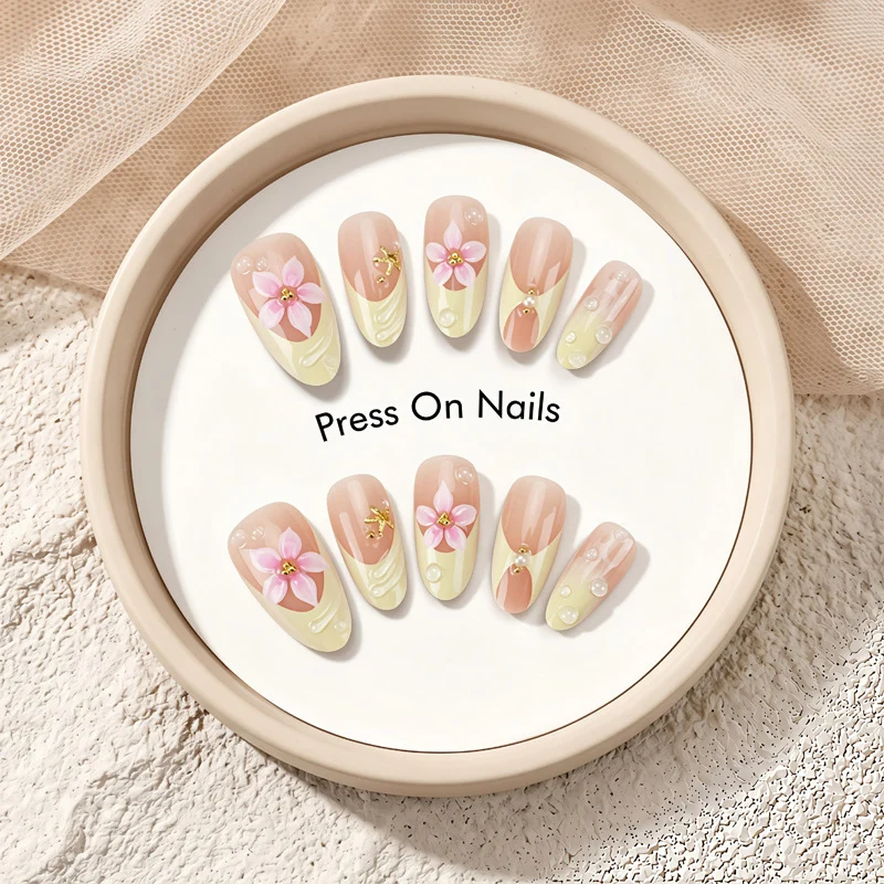Floral-Themed Press-On Nail Art Set Stornfield