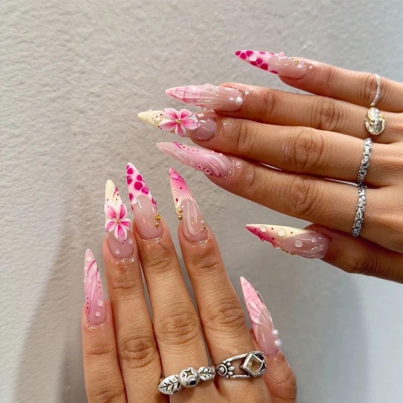 Floral Stiletto Press-On Nail Set with Artistic Design Stornfield