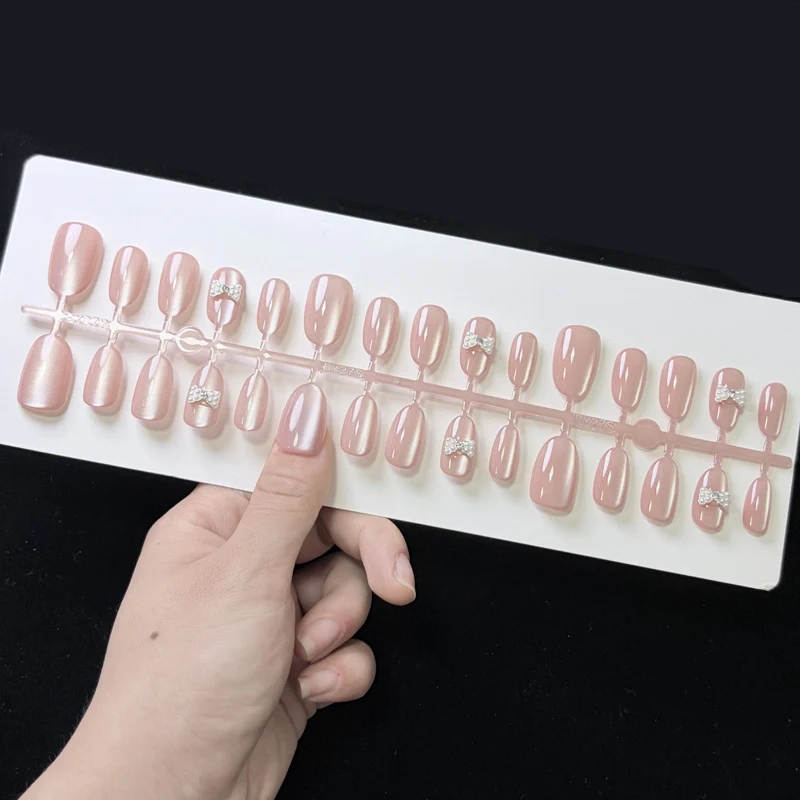 Elegant Press-On Nail Set with Gemstone Accents Stornfield