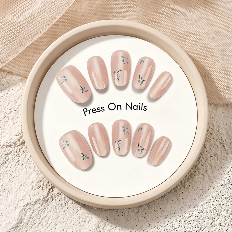 Floral Design Press On Nails Stornfield