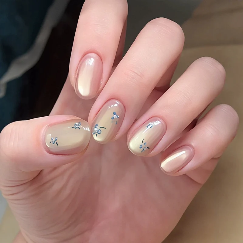 Floral-Design Press-On Nail Set Stornfield