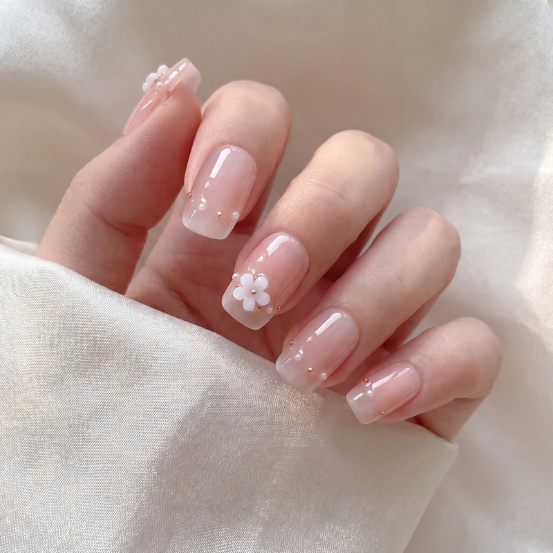 Floral Design Press-On Nail Art Stornfield