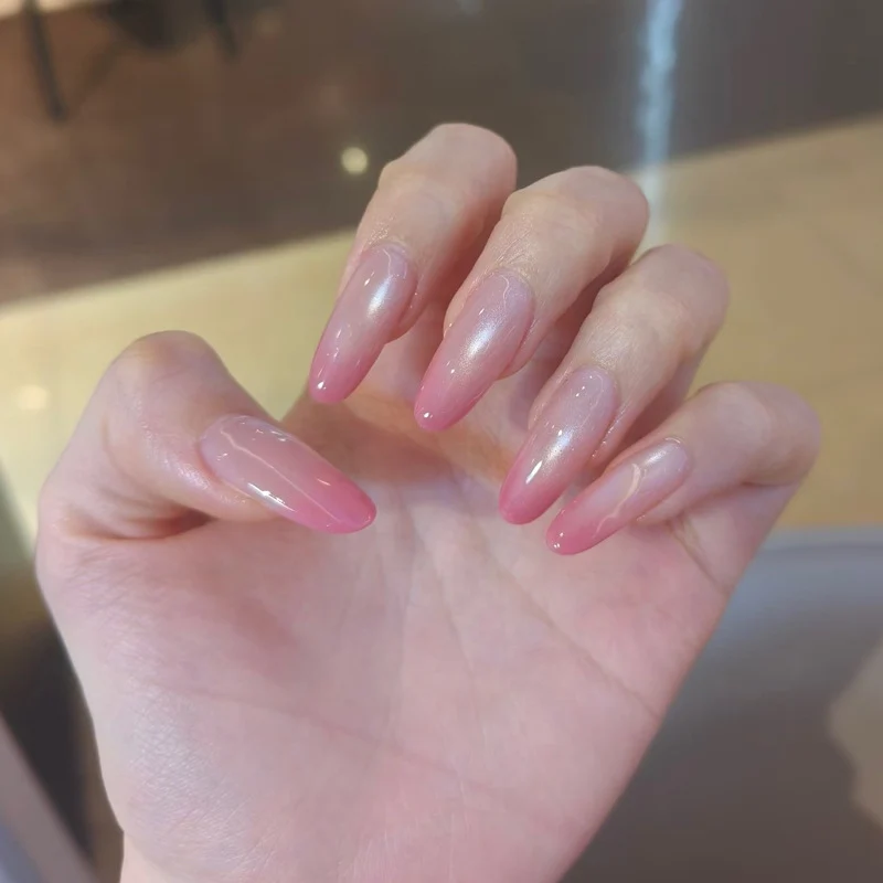 Elegant Ombre Stiletto Press-On Nails Stornfield