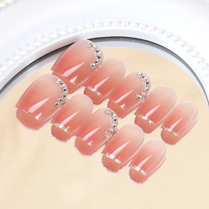 Elegant Ombre Press-On Nail Set with Decorative Rhinestone Accents Stornfield