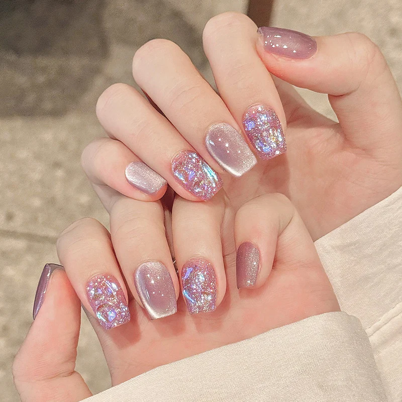 Elegant Nail Art Press-On Nails Stornfield