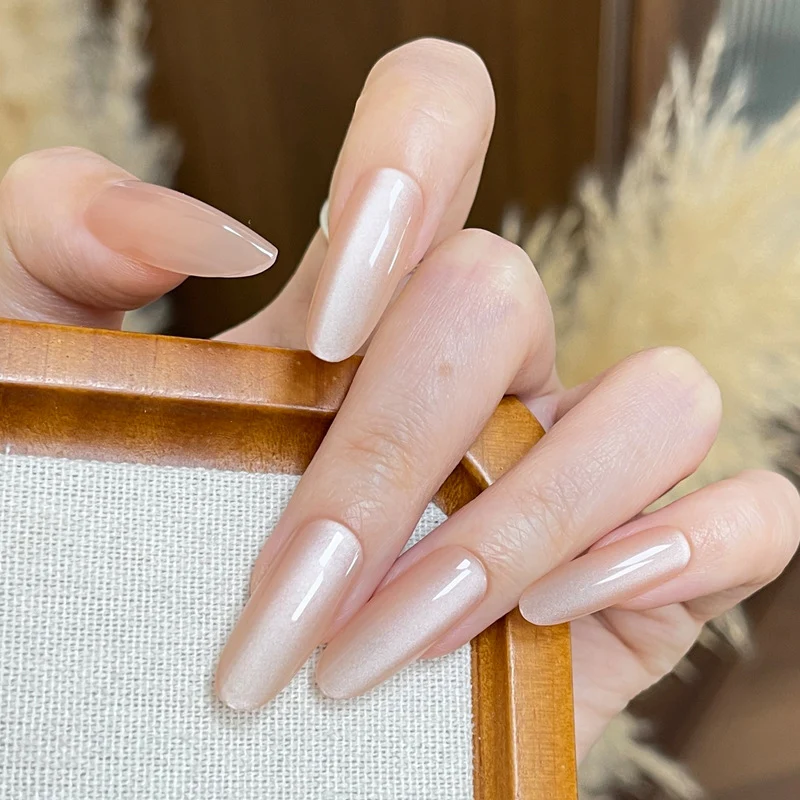 Elegant Nail Art Press-On Nails Stornfield