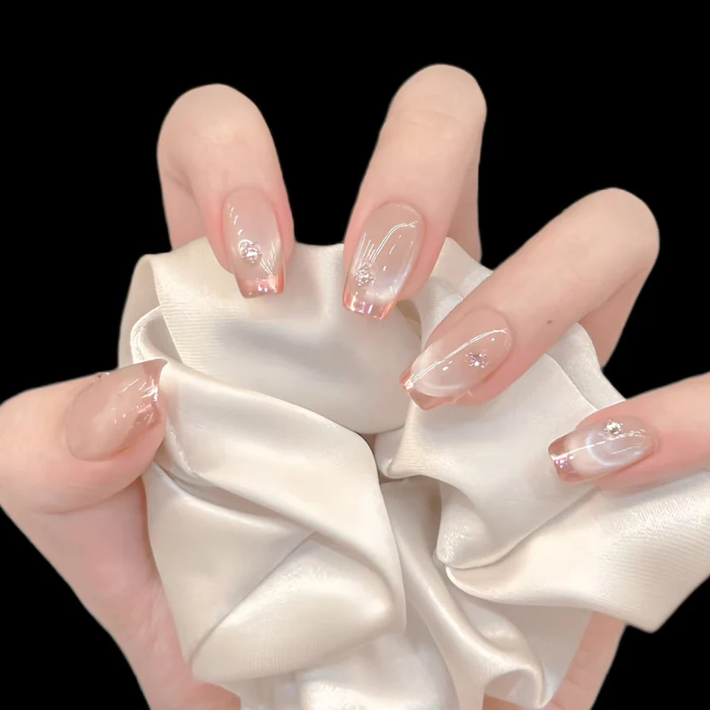Elegant Nail Art Press-On Nails Stornfield
