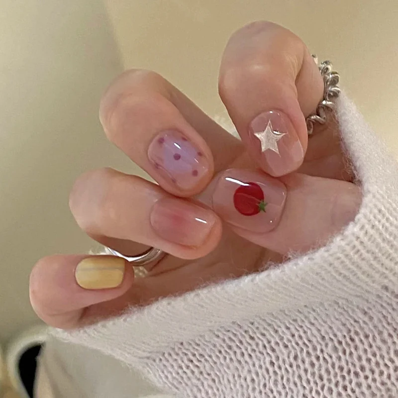 Elegant Nail Art Press-On Nails Stornfield