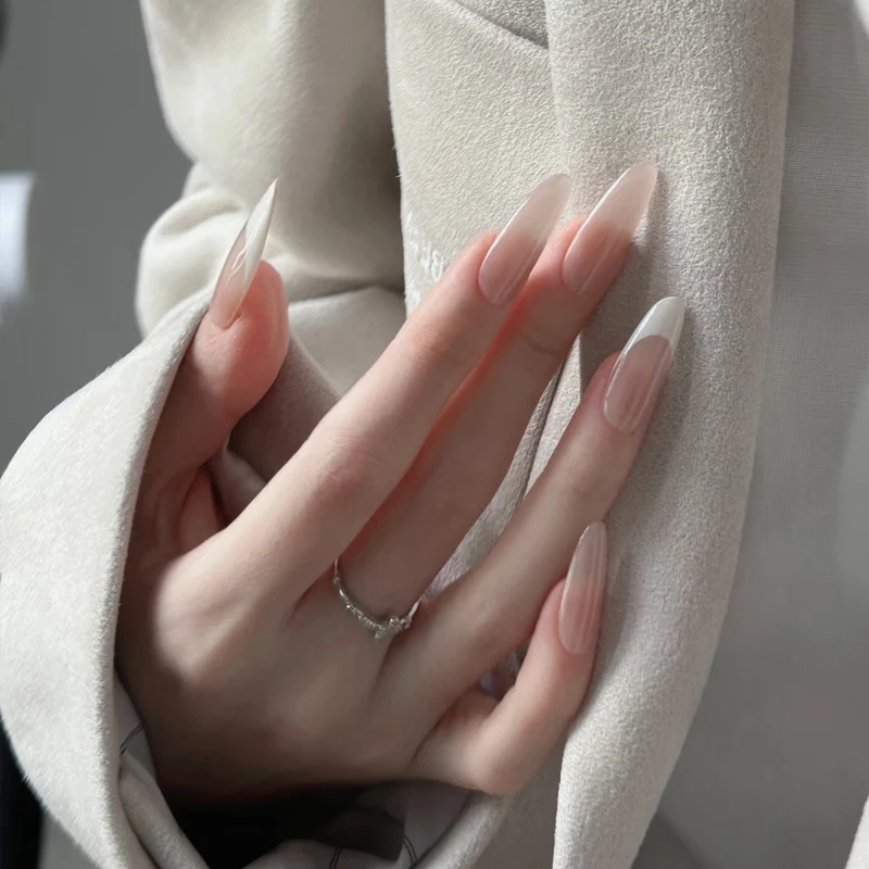 Elegant Long Almond-Shaped Press-On Nails Stornfield 1789388780