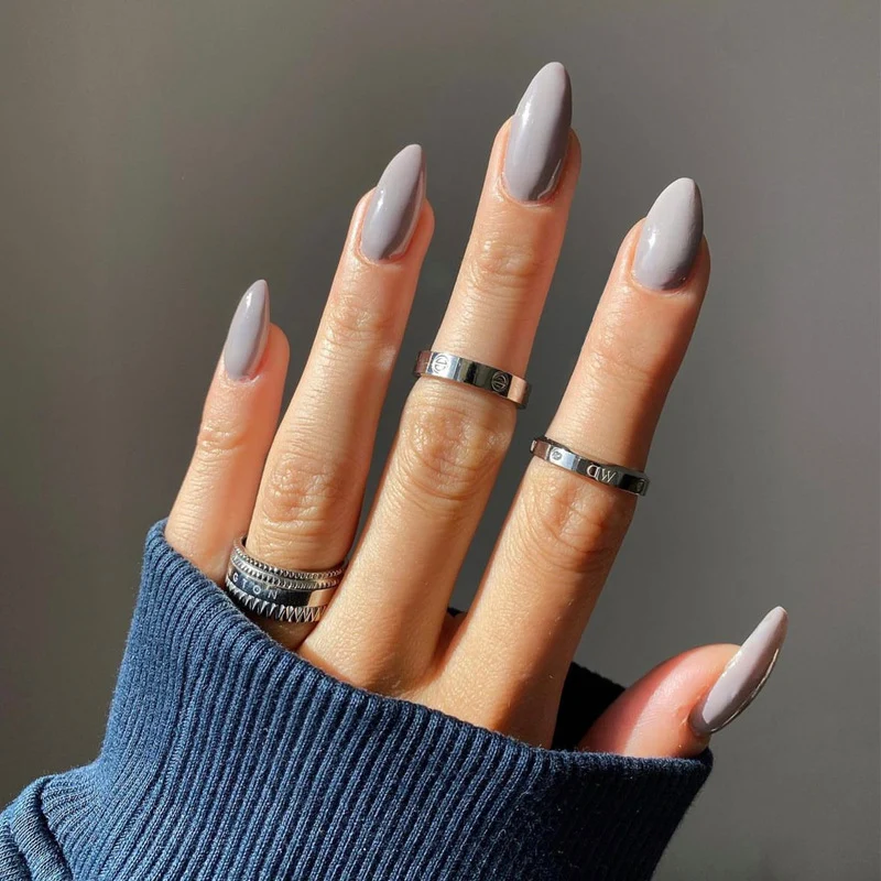 Elegant Heart-Designed Press-On Nail Tips Stornfield