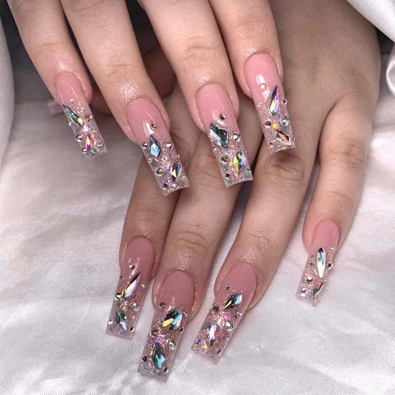 Elegant Heart-Designed Press-On Nail Tips Stornfield