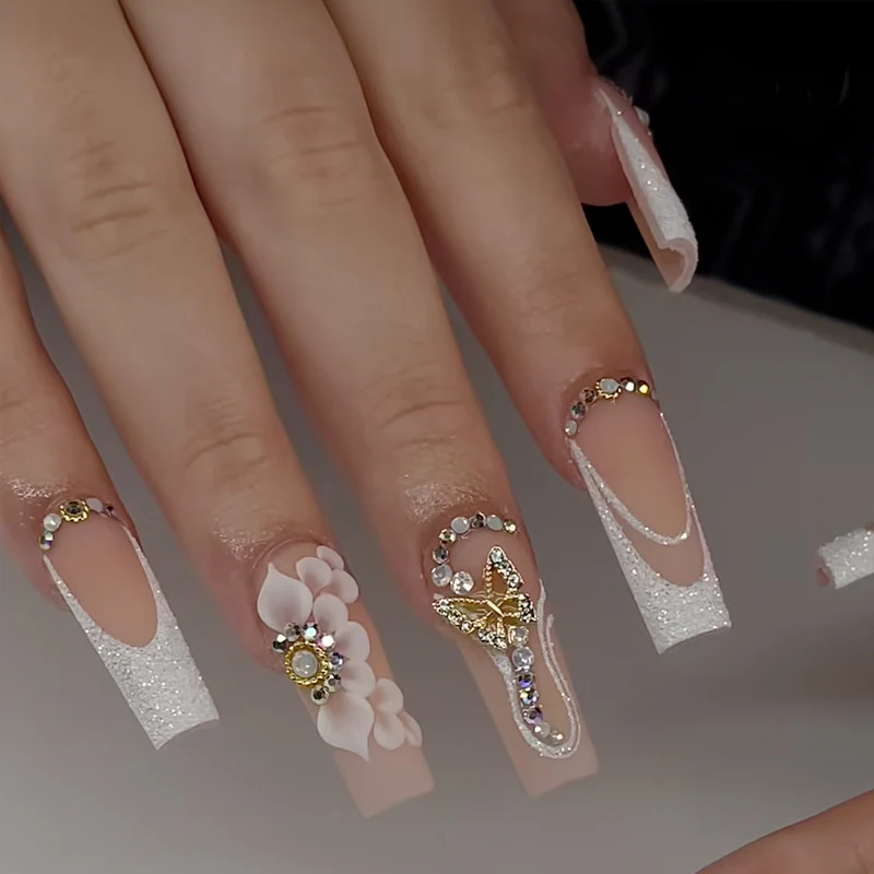 Elegant Heart-Designed Press-On Nail Tips Stornfield