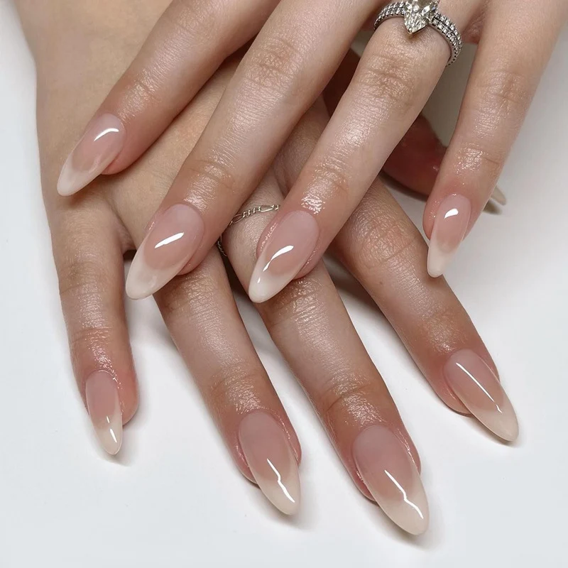 Elegant Heart-Designed Press-On Nail Tips Stornfield