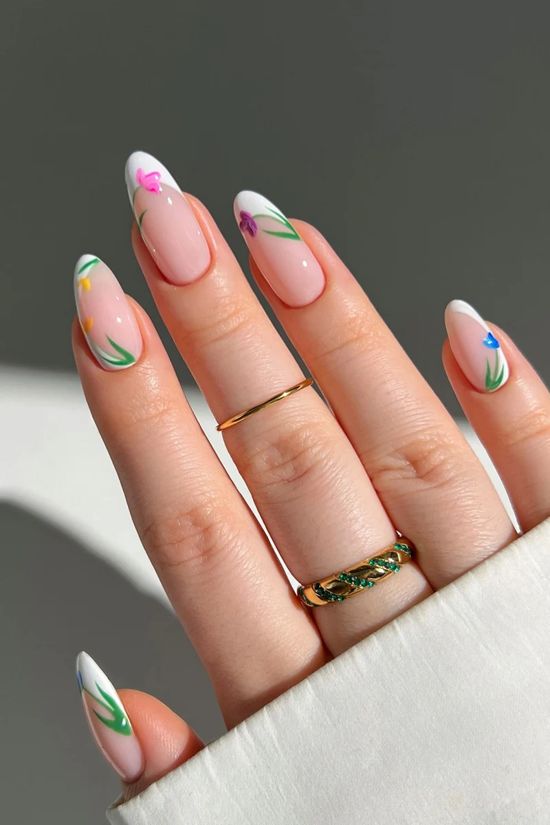 Elegant Heart-Designed Press-On Nail Tips Stornfield