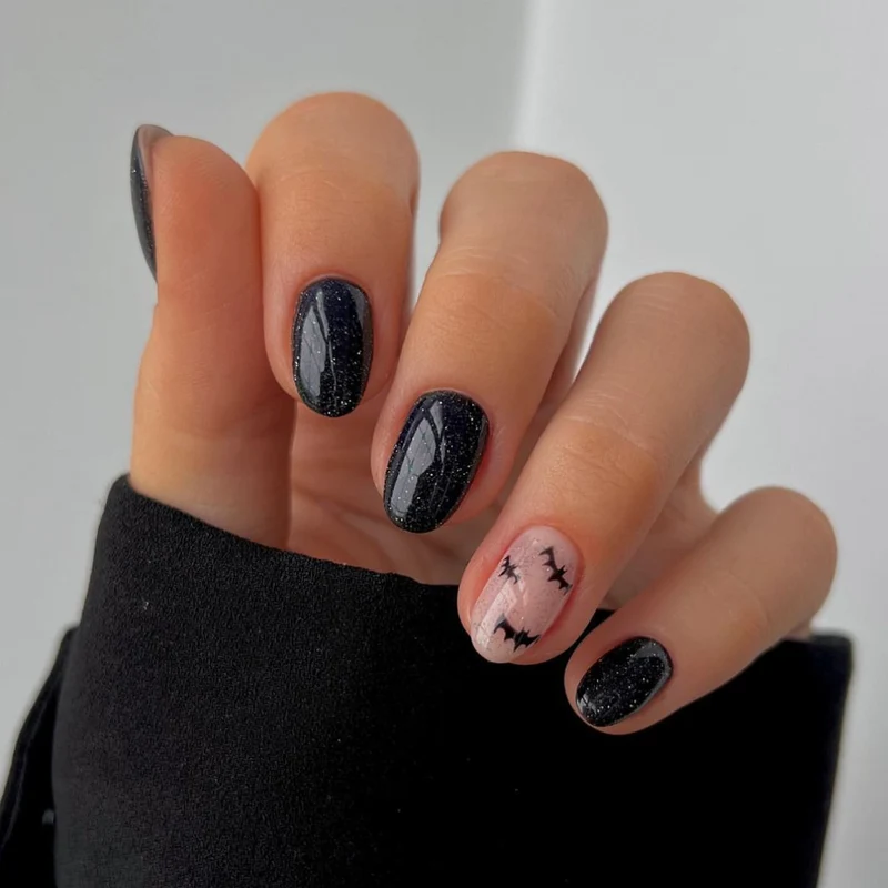 Elegant Heart-Designed Press-On Nail Tips Stornfield
