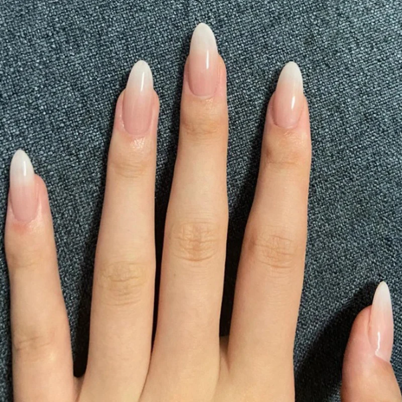 Elegant Heart-Designed Press-On Nail Tips Stornfield