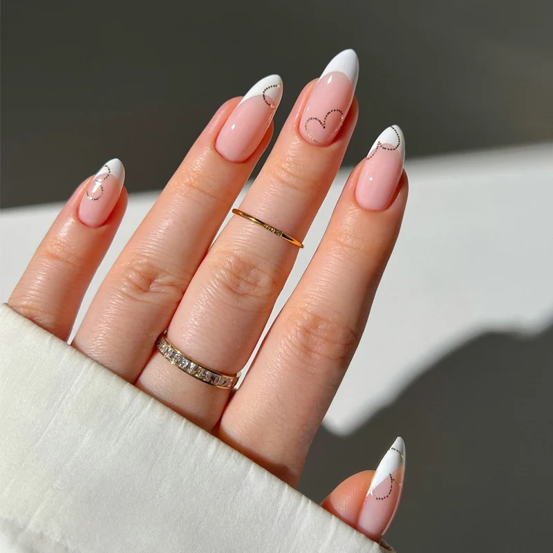 Elegant Heart-Designed Press-On Nail Tips Stornfield
