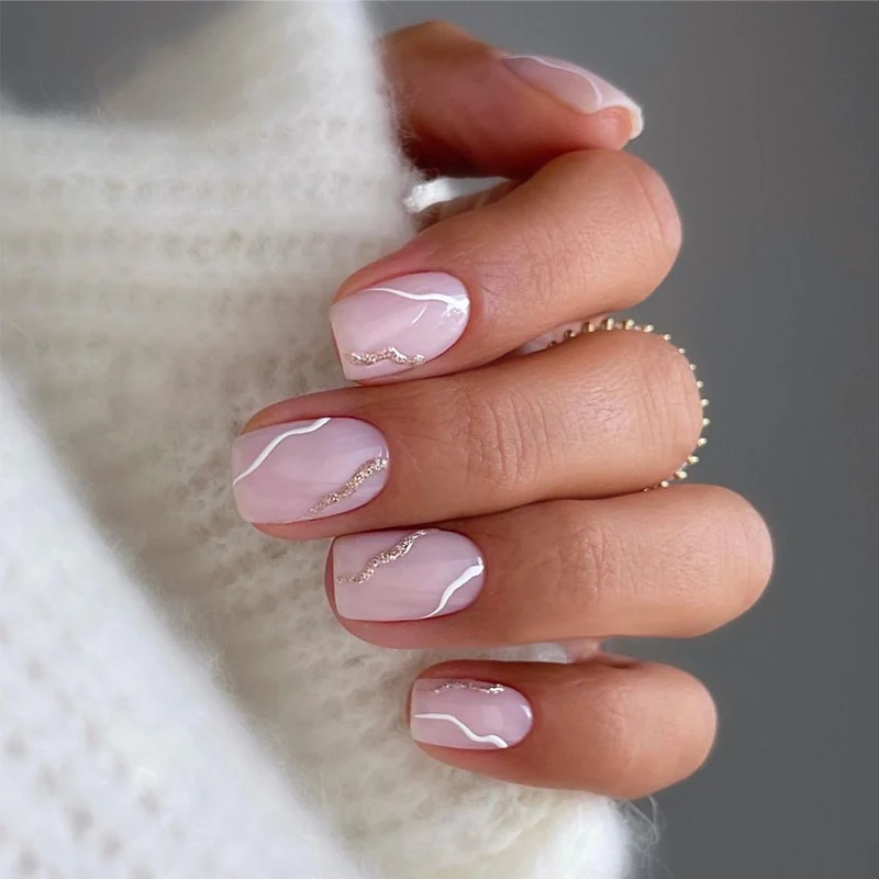 Elegant Heart-Designed Press-On Nail Tips Stornfield