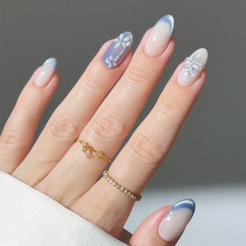 Elegant Heart-Designed Press-On Nail Tips Stornfield